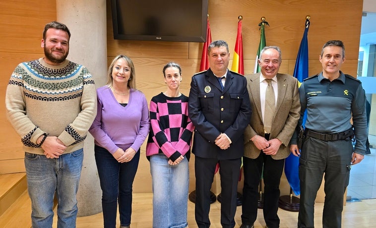 El nuevo oficial de la Policía Local de Huétor Vega toma posesión del cargo